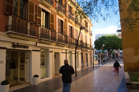 denia