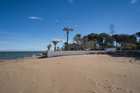 denia